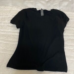 Amazon Black Short Sleeve Women's Tee
